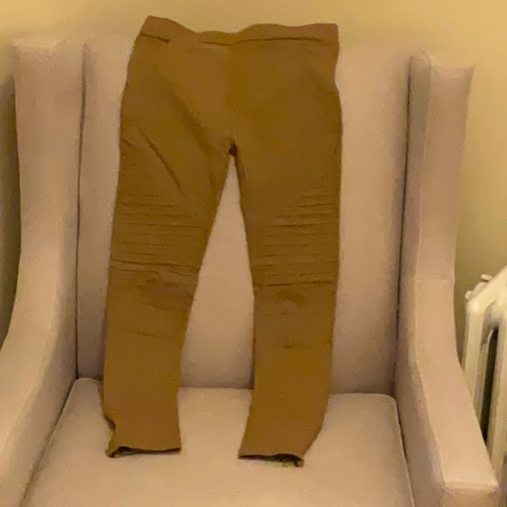 TAN JEGGINGS SIZE L